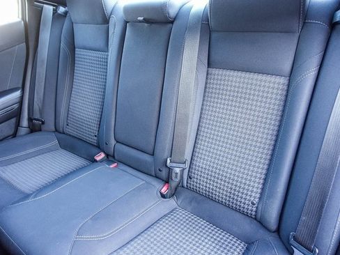 Used 2019 Dodge Charger SXT w/ Blacktop Package image 27