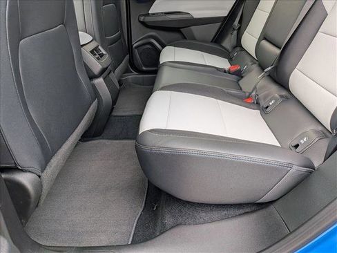 New 2026 Chevrolet Equinox EV LT image 16