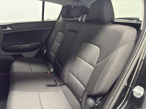 Used 2022 Kia Sportage LX image 45