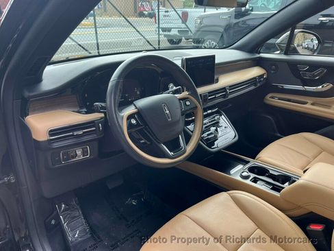 Used 2021 Lincoln Corsair Reserve w/ Equipment Group 201A image 12