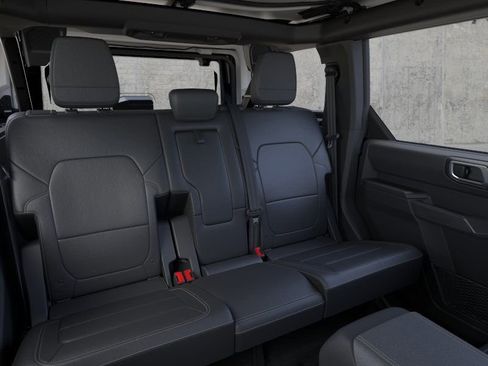 New 2025 Ford Bronco Badlands AWD/4WD image 13