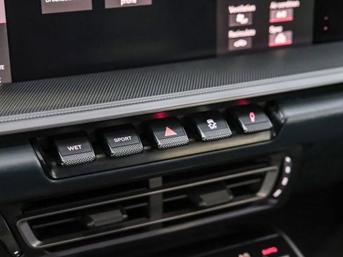 Used 2020 Porsche 911 Carrera 4S image 26