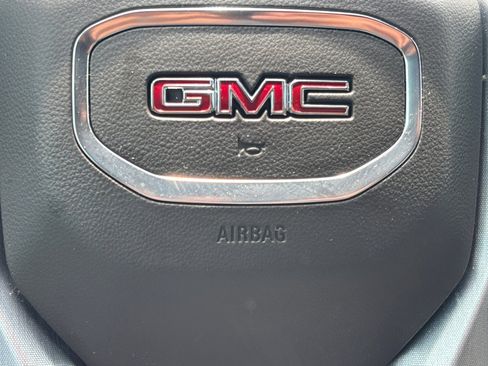 Used 2021 GMC Sierra 1500 SLT image 12