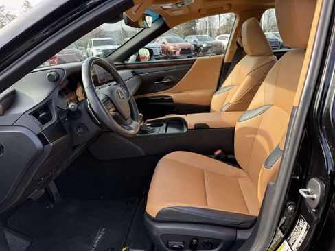 Used 2023 Lexus ES 350 Premium image 14