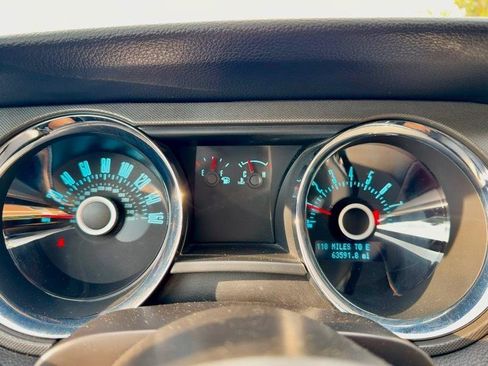 Used 2013 Ford Mustang GT RWD image 16