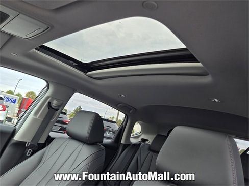 Used 2025 Acura ADX Base image 19