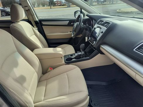 Used 2019 Subaru Outback 2.5i Premium w/ Popular Package #2 image 21