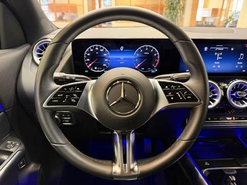 Certified 2025 Mercedes-Benz GLA 250 image 12