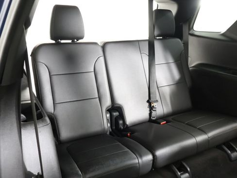 Used 2023 Chevrolet Traverse LT AWD/4WD image 39