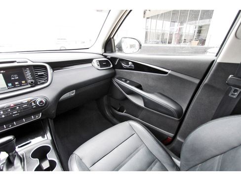 Used 2016 Kia Sorento SX FWD image 12