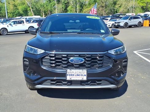 Certified 2023 Ford Escape ST-Line w/ Tech Pack #1 AWD/4WD image 19