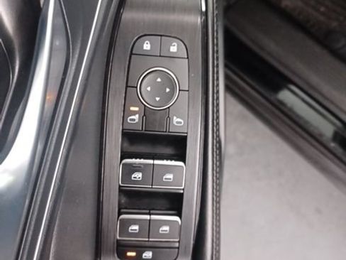 Used 2023 Nissan Rogue Platinum w/ Platinum Premium Package FWD image 17
