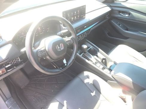 Used 2025 Honda Accord Sport image 15