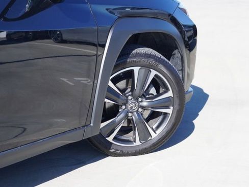 Used 2020 Lexus UX 250h w/ Premium Package AWD/4WD image 9