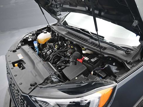 Certified 2024 Ford Edge ST-Line AWD/4WD image 40