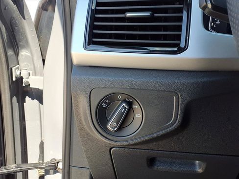 Used 2023 Volkswagen Atlas Cross Sport SEL R-Line image 18