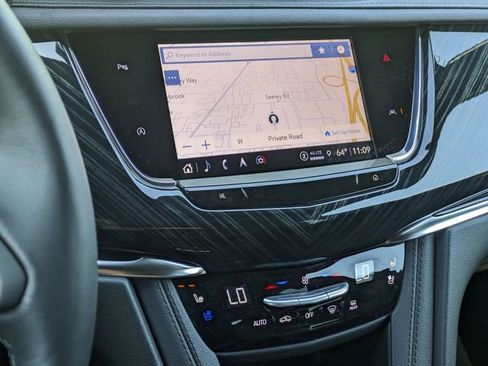 New 2025 Cadillac XT6 Premium Luxury image 15