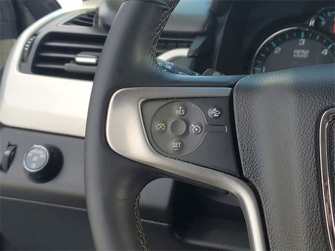 Used 2017 GMC Yukon SLE w/ Convenience Package image 28
