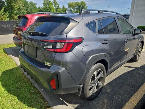 Used 2024 Subaru Crosstrek 2.0i Premium AWD/4WD image 5