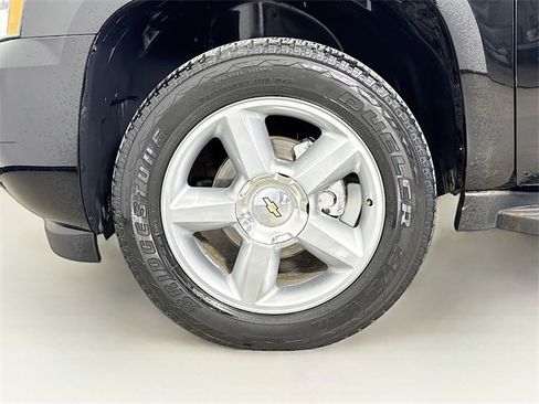 Used 2012 Chevrolet Avalanche LS w/ All-Star Edition image 29