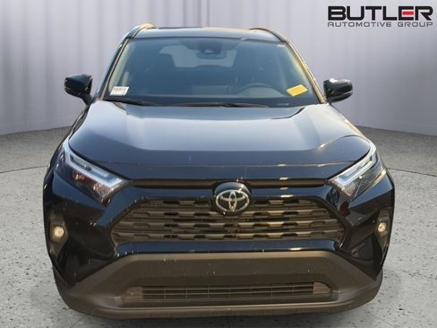 Certified 2025 Toyota RAV4 XLE Premium FWD image 5
