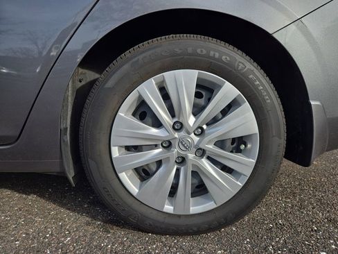 Used 2024 Nissan Sentra S image 32