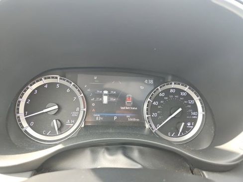 Used 2022 Toyota Highlander XLE FWD image 41