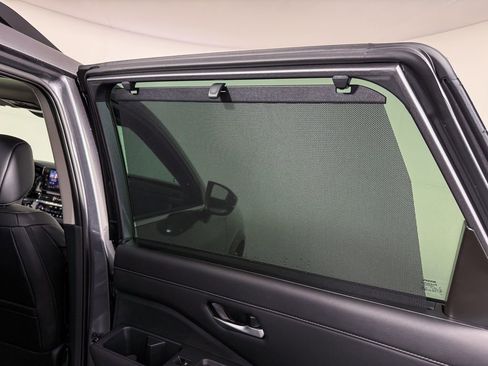 New 2026 Nissan Pathfinder SL image 38