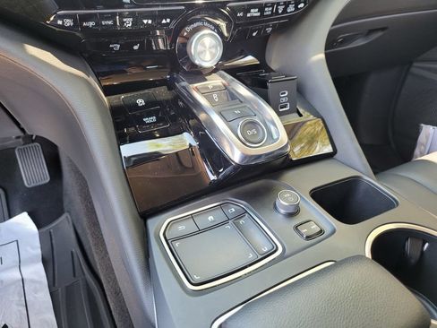 Certified 2024 Acura MDX SH-AWD image 23