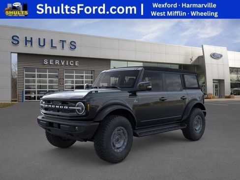 New 2025 Ford Bronco Outer Banks w/ Sasquatch Package AWD/4WD image 1