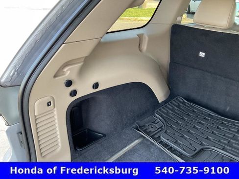 Used 2017 Jeep Grand Cherokee Limited w/ Luxury Group II AWD/4WD image 21