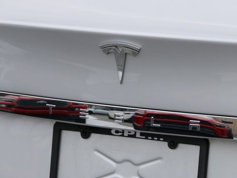 Used 2013 Tesla Model S BASE image 5