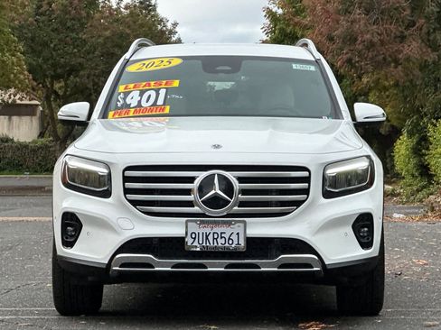Certified 2025 Mercedes-Benz GLB 250 image 8