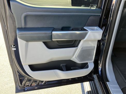 Used 2022 Ford F150 Limited image 28