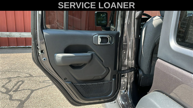Used 2025 Jeep Wrangler Unlimited Sport AWD/4WD image 21
