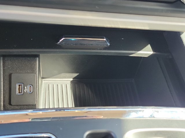 Certified 2022 Ford Expedition XLT RWD image 30