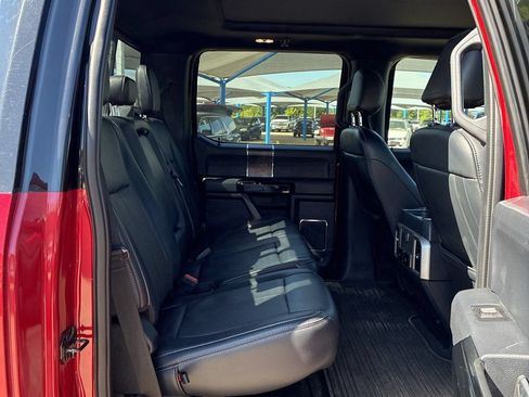 Used 2022 Ford F250 Lariat w/ Black Appearance Package AWD/4WD image 33