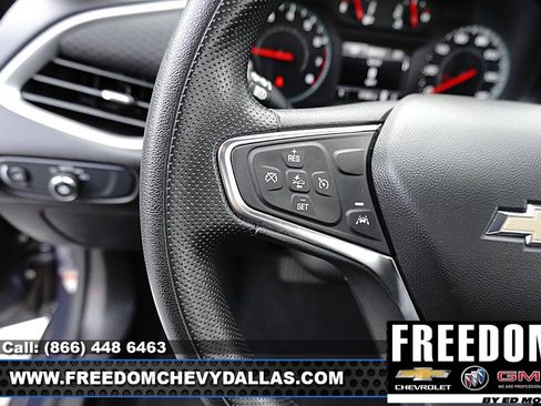 Used 2025 Chevrolet Malibu LT FWD image 19