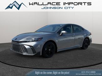 Used 2025 Toyota Camry SE w/ Convenience Package FWD video 3