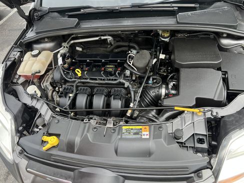 Used 2013 Ford Focus SE FWD image 15