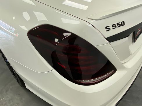 Used 2014 Mercedes-Benz S 550 Sedan image 14