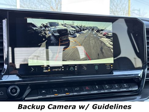 Used 2022 Chevrolet Silverado 1500 ZR2 w/ Technology Package image 9