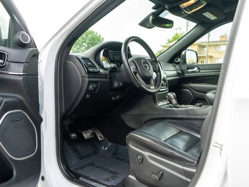 Used 2021 Jeep Grand Cherokee High Altitude AWD/4WD image 14