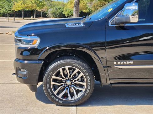 Used 2025 RAM 1500 Limited w/ Trailer Tow Group image 8