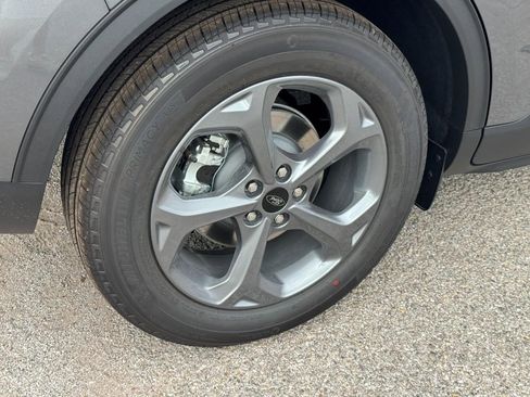 New 2026 Ford Escape ST-Line w/ Cold Weather Package image 4