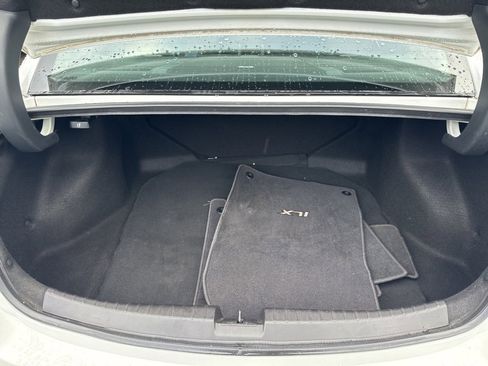 Used 2013 Acura ILX w/ Technology Package image 10