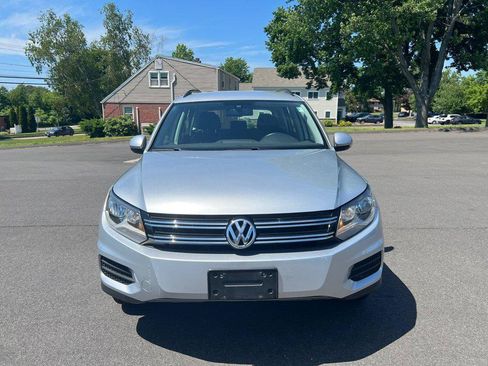 Used 2017 Volkswagen Tiguan S AWD/4WD image 8