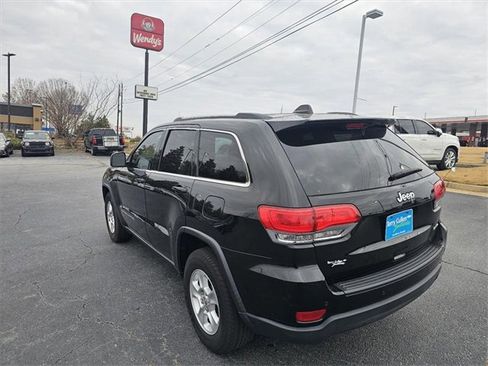 Used 2017 Jeep Grand Cherokee Laredo w/ Quick Order Package 2BE image 5