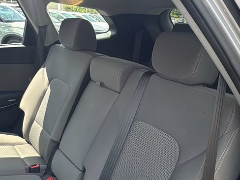 Used 2018 Hyundai Santa Fe SE AWD/4WD image 23