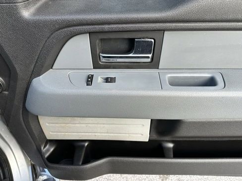 Used 2012 Ford F150 XLT w/ XLT Chrome Pkg image 11